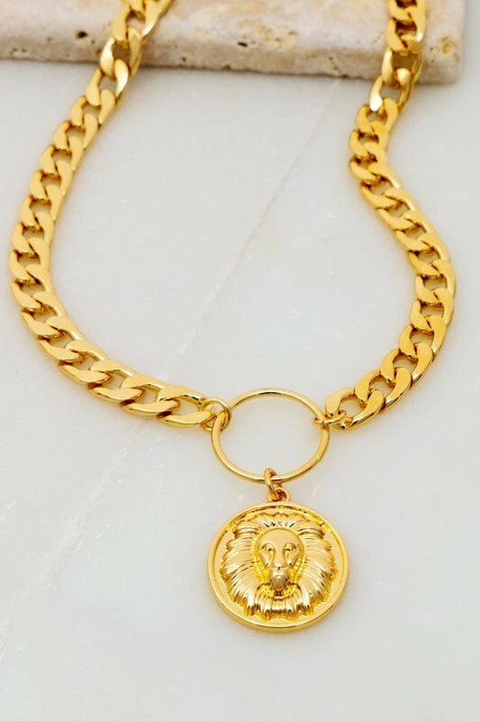 Vendor-unknown Morna Gold Chunky Chain With Lion Head Pendant