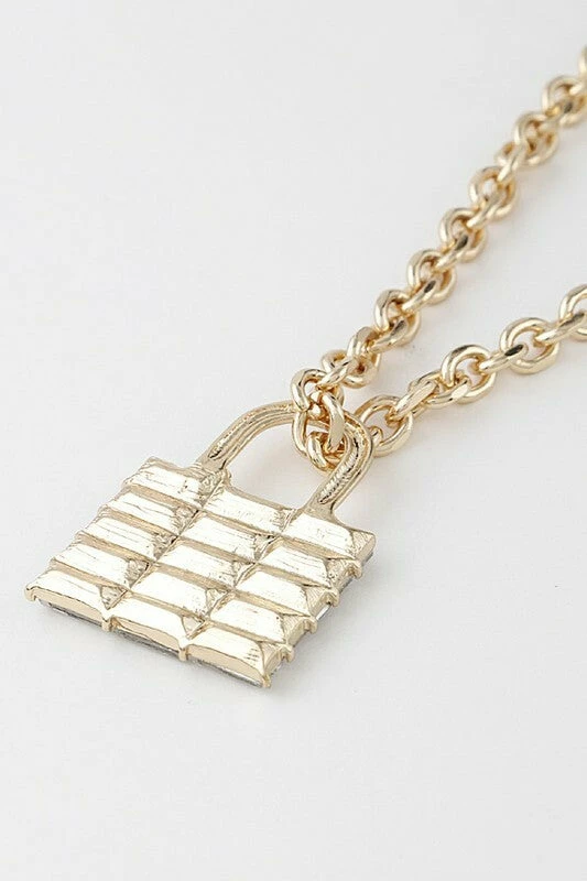 Vendor-unknown Jaden Gold Bulky Lock Pendant Chain Necklace