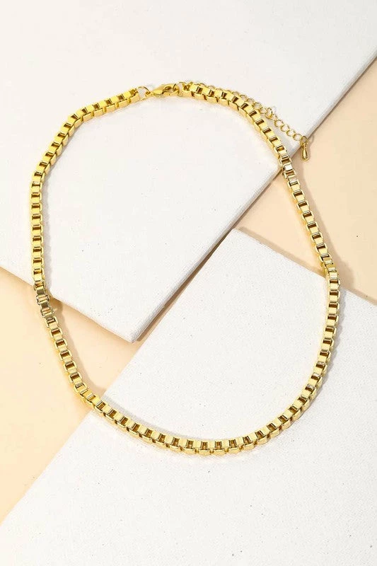 Vendor-unknown ACCESSORIES Mika Square Box Chain Necklace