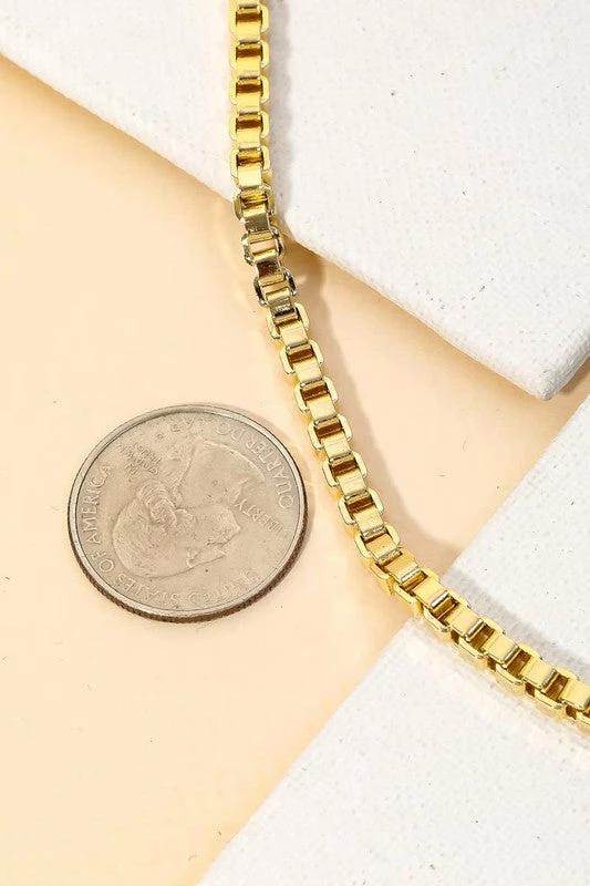 Vendor-unknown ACCESSORIES Mika Square Box Chain Necklace