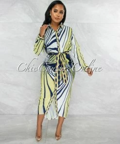 Vendor-unknown JUST IN Vatuzia White Navy Blue Buttons Drape Shirt Dress