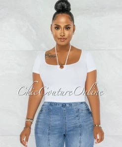 Chic Couture Online Landy White O-Ring Details Ribbed Top JUST IN