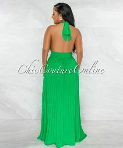 Vendor-unknown Miles Kelly Green Halter Key-Hole Maxi Pleated Dress