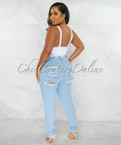 Chic Couture Online Yanaba Light Denim Distressed Straight Legs Jeans