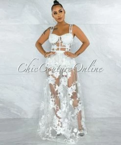 Vendor-unknown JUST IN Lidonie Off-White Embroidery Mesh Maxi Padded Dress