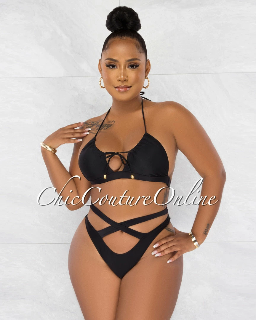 Chic Couture Online JUST IN Jada Black Key-Hole Halter Two Piece Bikini Set