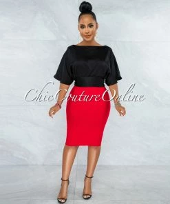 Vendor-unknown JUST IN Barnette Black Back Key-Hole Satin Crop Top