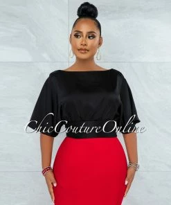 Vendor-unknown JUST IN Barnette Black Back Key-Hole Satin Crop Top