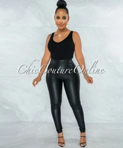 Vendor-unknown JUST IN Eara Black Faux Leather Ruched Back Leggings
